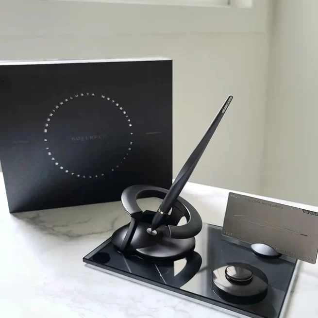 Hoverpen 2.0 Space Black Rollerball Pen