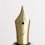 Sailor Professional Gear Veilio Fountain Pen (21K Medium) - White With Gold Trims