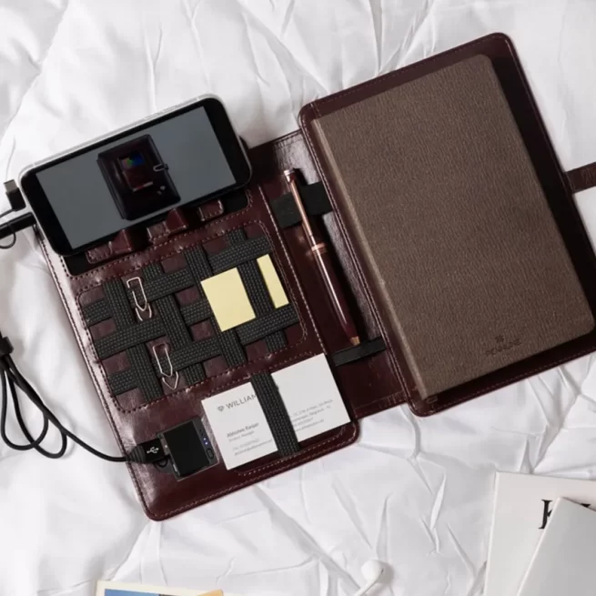 Pennline Superbook Organizer With Wireless Charging + 8000mAh Powerbank And 16GB Flash Drive Coffee Brown