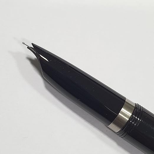 Parker 51 Black Chrome Trim Fountain Pen 9000031541